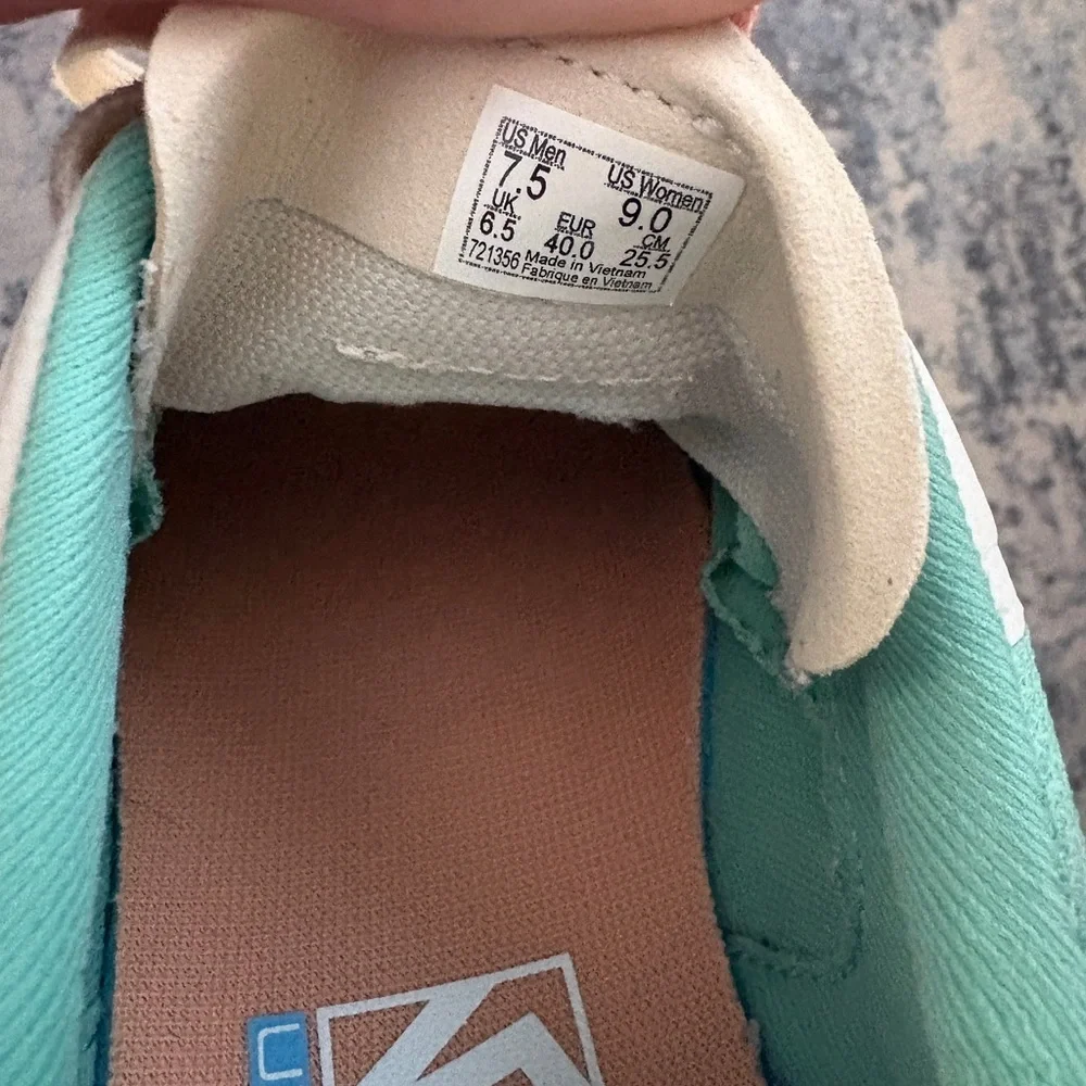 Vans Ultra range sneakers - Picture 6 of 6